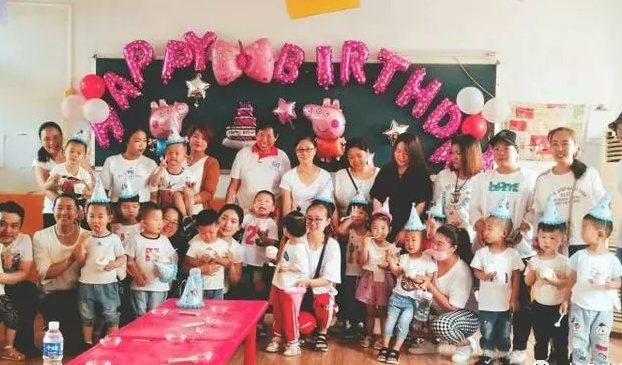 乐游幼儿园，清凉泼水节——七色光开阳关东园这样过六一